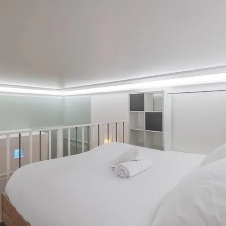 Apartment Loft-studio Cozy Avec Mezzanine - Centre *