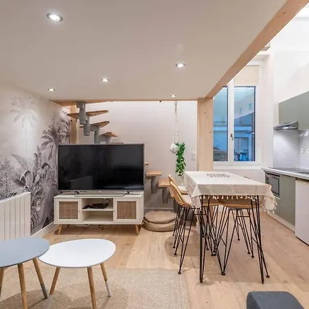 Apartment Loft-studio Cozy Avec Mezzanine - Centre